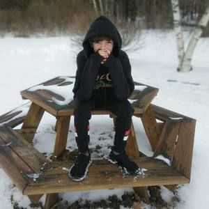 Meet your Posher, Cameron